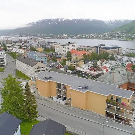 Apartment Bright And Charming In The Center Tromso