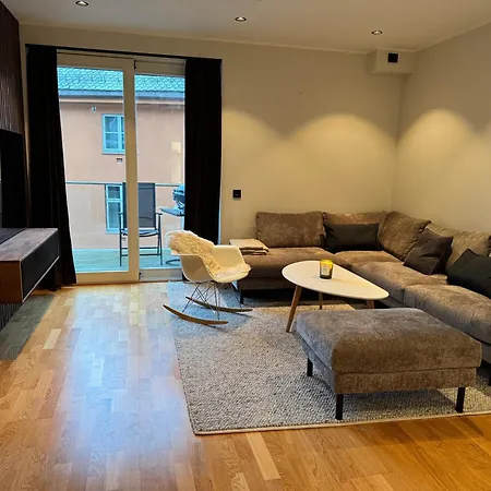 Bright And Charming In The Center Apartment *